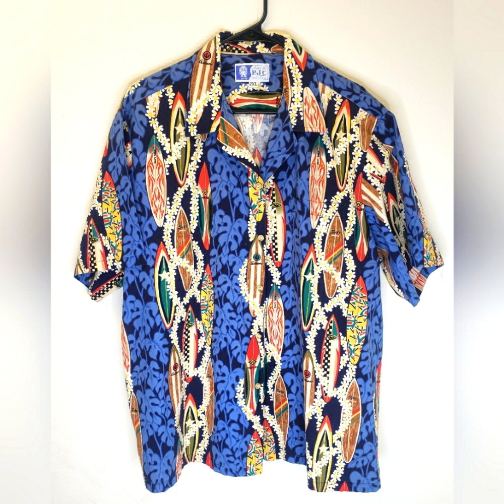 RJC Ltd made in Hawaii short sleeve shirt..Hawaiian Print Shirt..Size 2XL